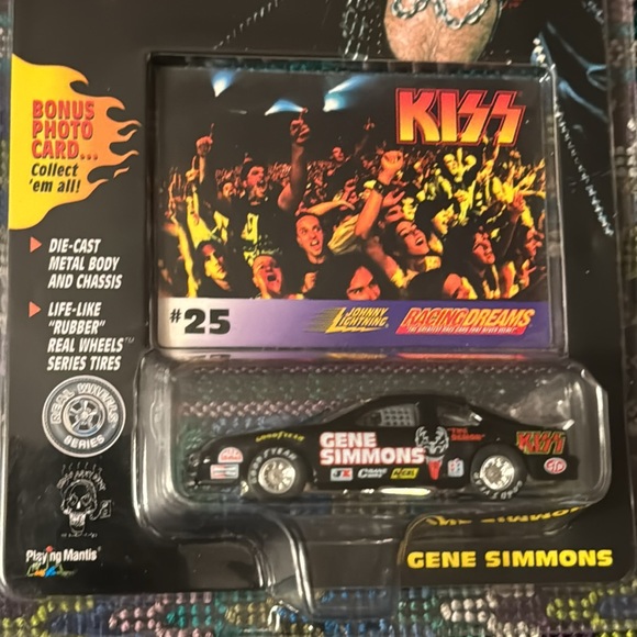 KISS Race Car, Gene Simmons, bonus Photo Card. Rock pop culture collectible - Picture 2 of 7